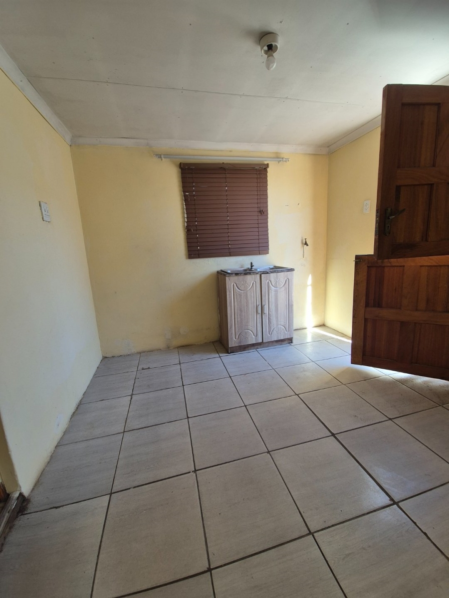 2 Bedroom Property for Sale in Kwazakhele Eastern Cape